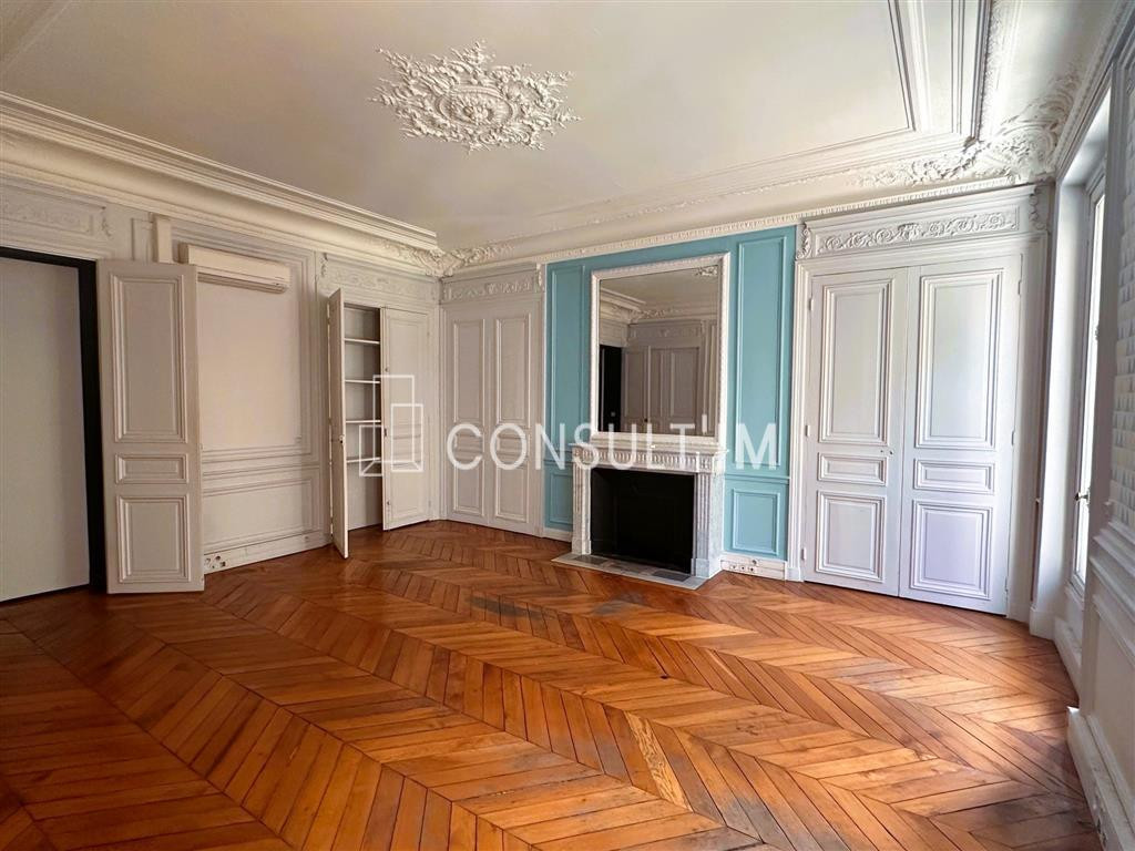Bureaux à louer à poximité de Notre Dame de Lorette
