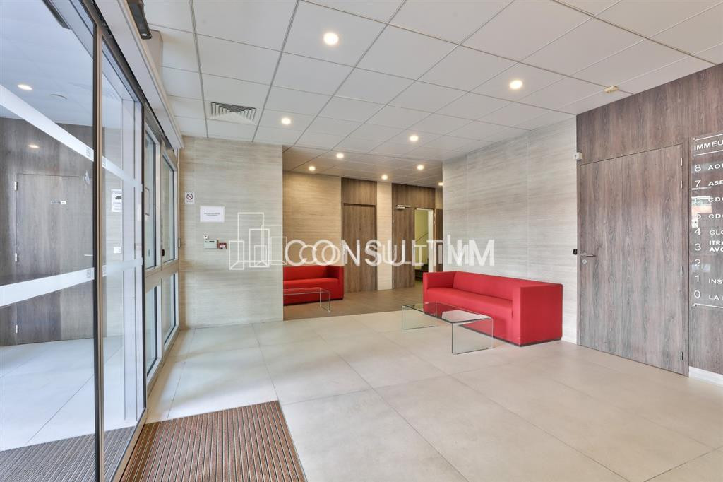 A louer bureaux rénovés et lumineux