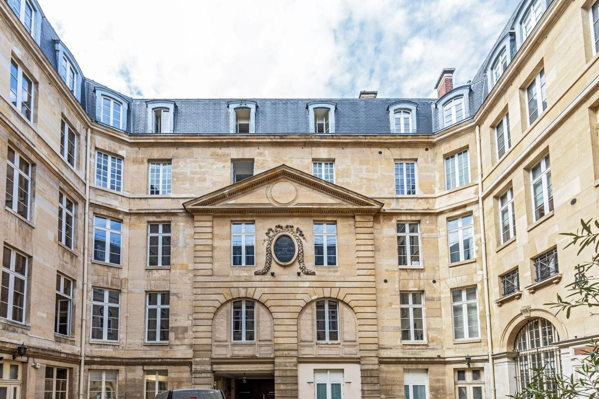 Bureaux à louer - 476 m² - Paris 4