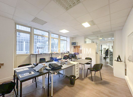 Bureaux à louer type atelier/loft