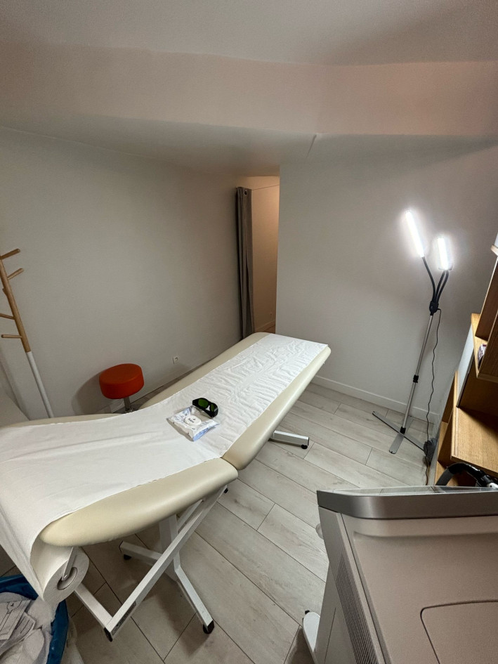 URGENT : Location Local Médical ou Paramédical Paris 16 Libre de suite