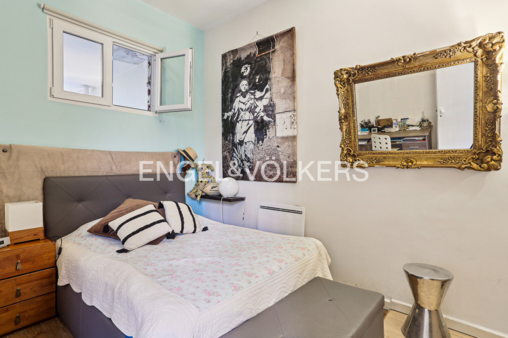 Batignolles-Mairie du 17e - Appartement-local 3 pièces 65m²