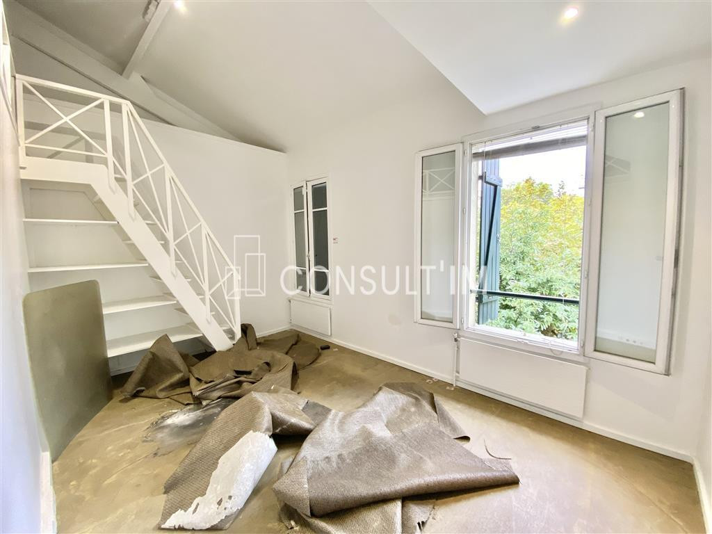 Bureaux Lumineux dans un cadre idyllique !