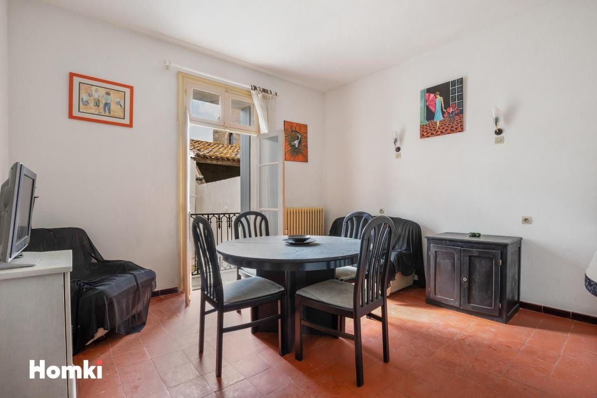 IMMEUBLE 247M²