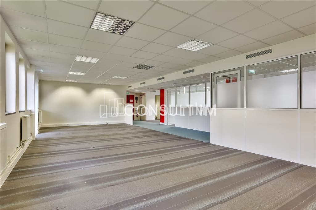 A louer bureaux au coeur de Clichy avec accès PMR