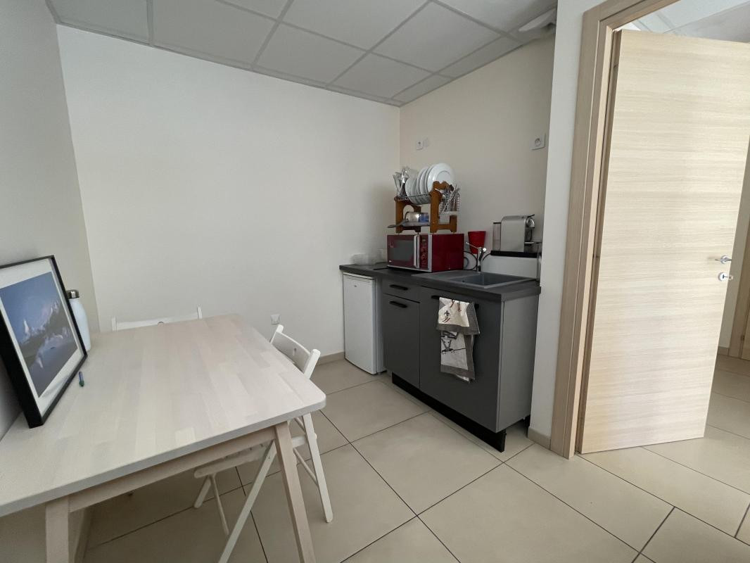 Vente - Appartement - 3 pièces + cuisine - 71,02 m² - 349 000 €