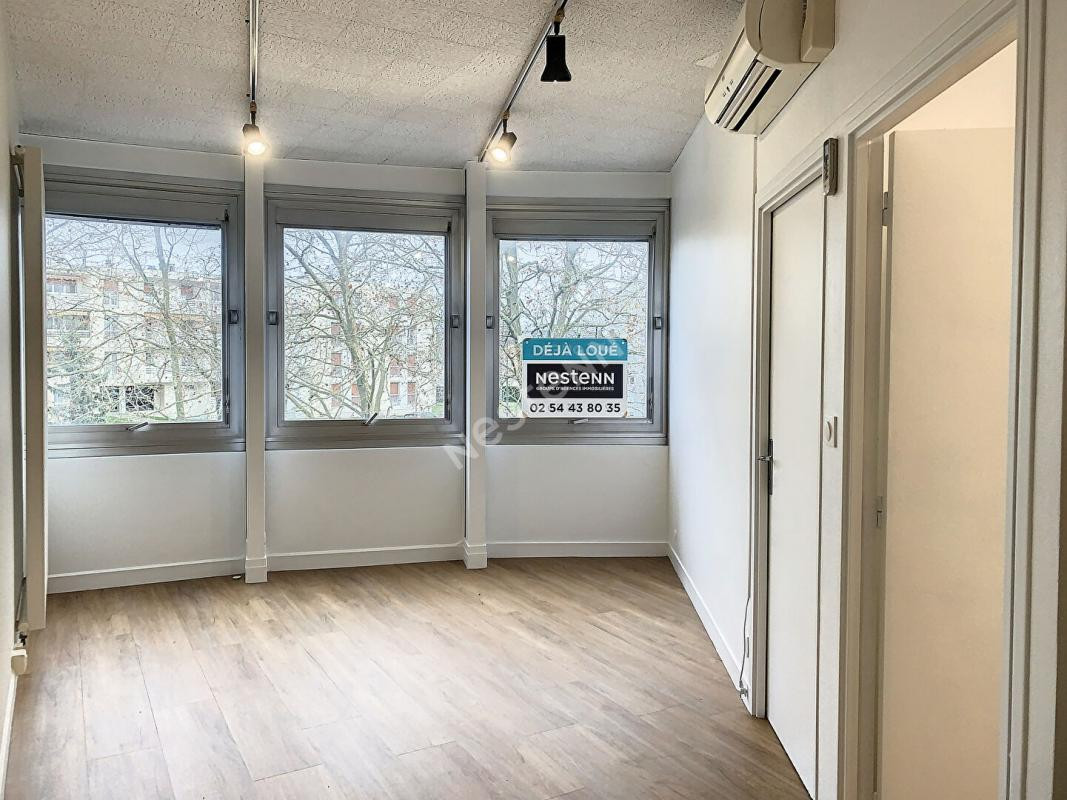 Double bureaux avec espaces communs Blois