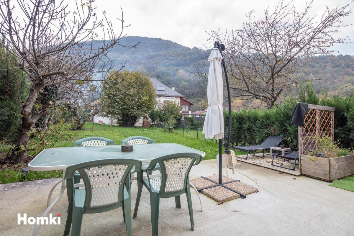 À vendre : Immeuble de rapport à Jarrie – Opportunité d’investissement locatif