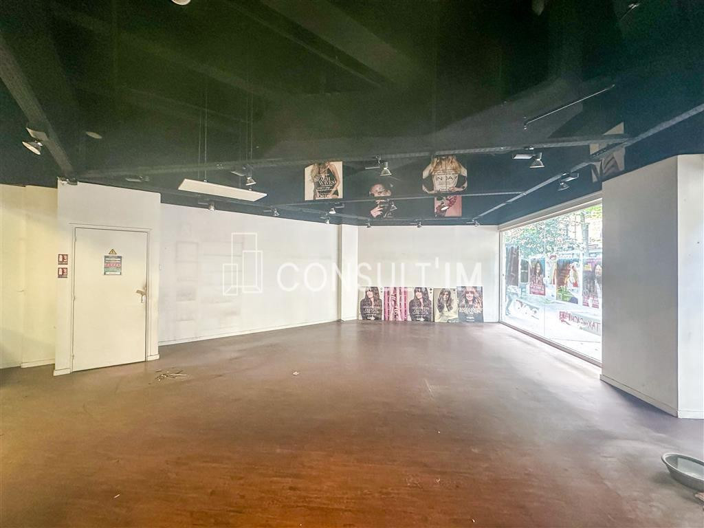 A vendre boutique dans centre commercial
