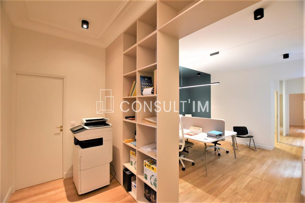 Bureaux rénovés équipés