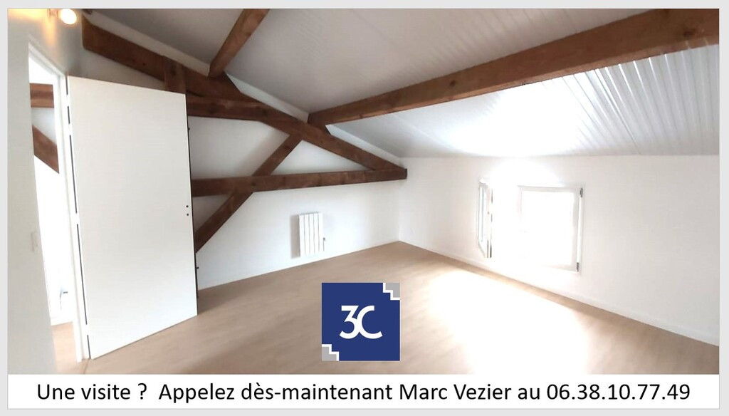 Entrepôt 140 m2 dont bureaux isolés neuf accès rapide autoro
