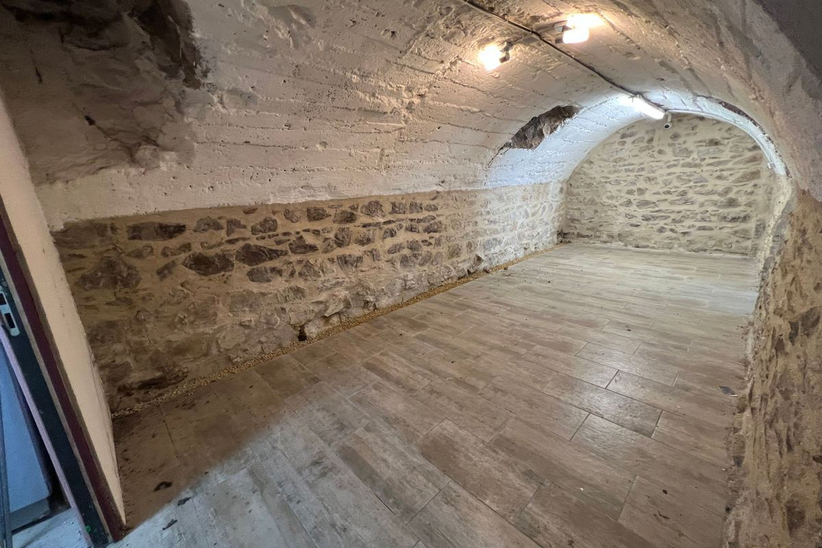Local commercial 91m² à vendre - Cours