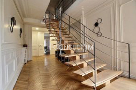 Bureaux en duplex au derniers étages