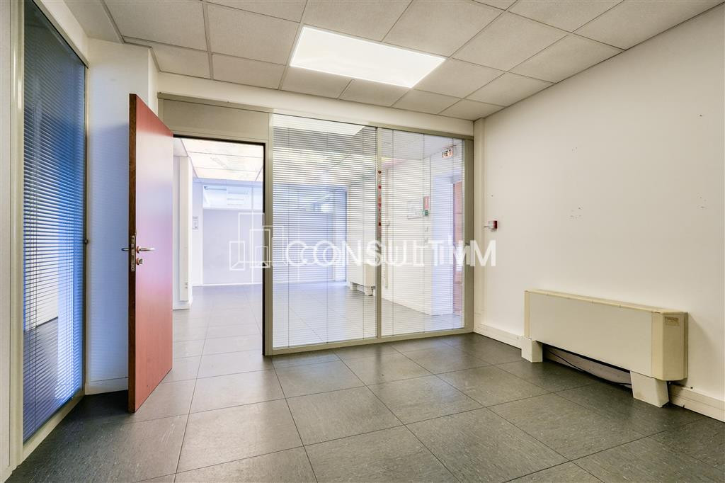 A proximité de Boulogne Jean Jaurès, à louer, bureaux de 245m²