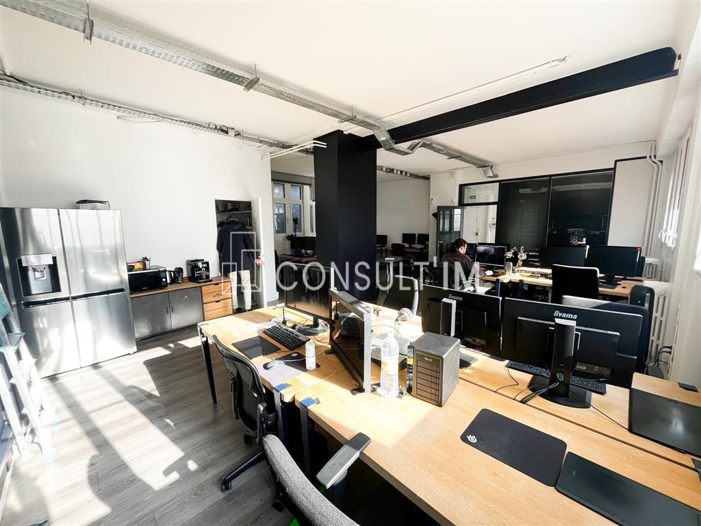 A proximité de la La Place de la République, un plateau de bureaux à louer de 163 m²