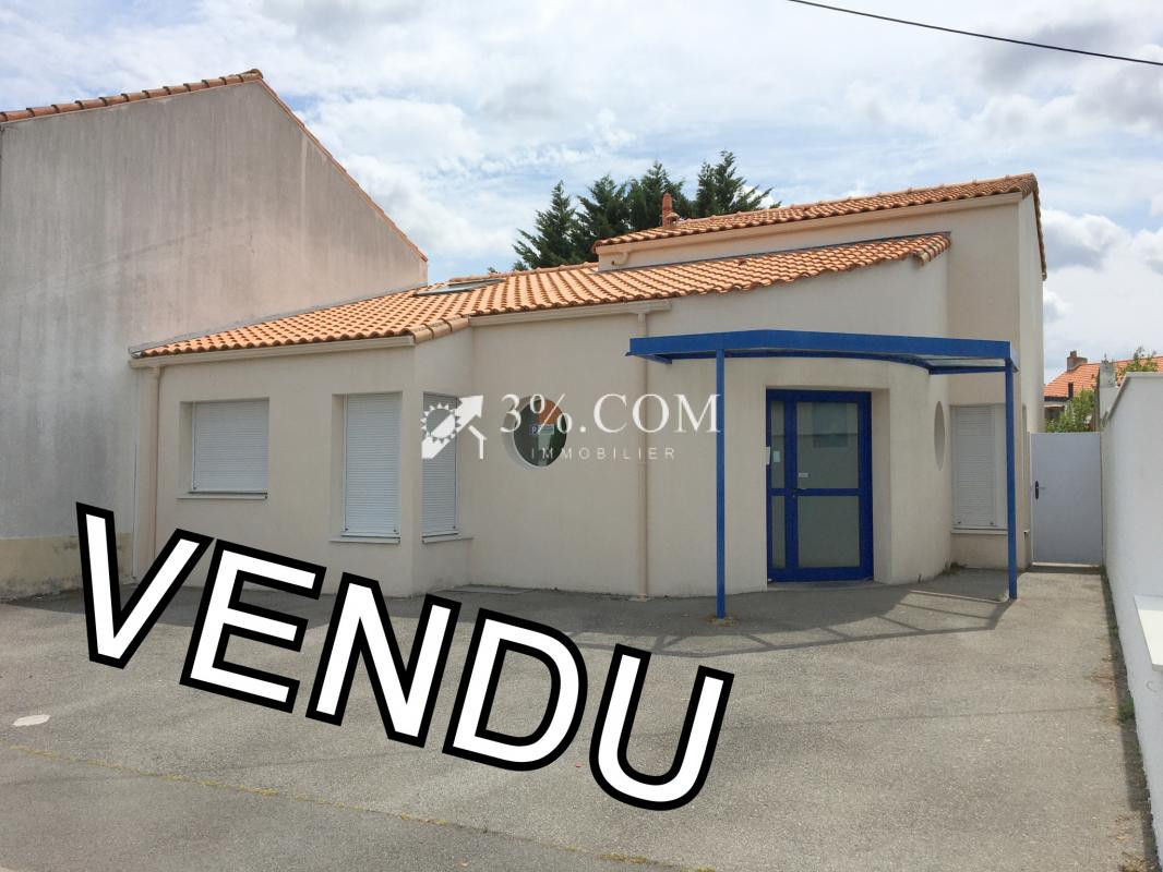 LOCAL Professionnel Cabinet Médical 128 m2 + STUDIO et JARDI