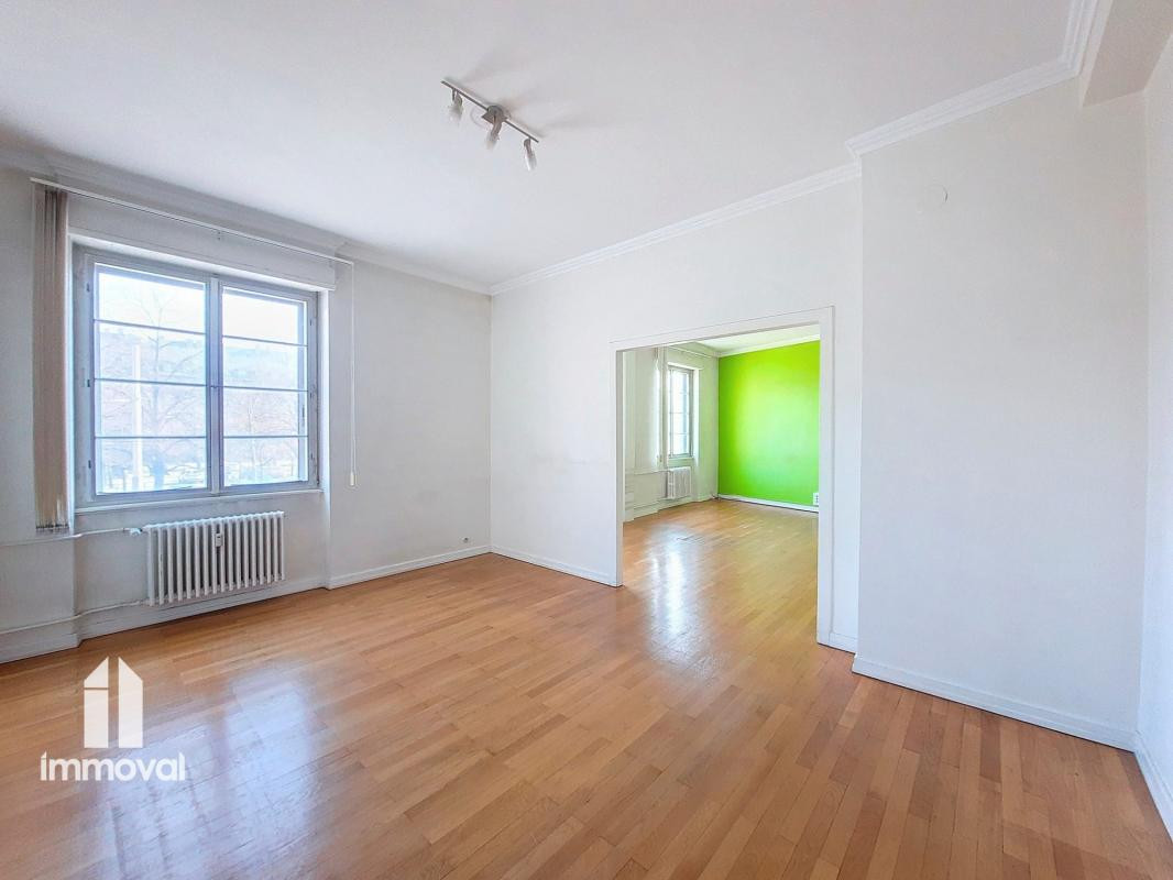 KRUTENAU/BOURSE - 3/4P 84.50 m² locaux professionnels 1er étag