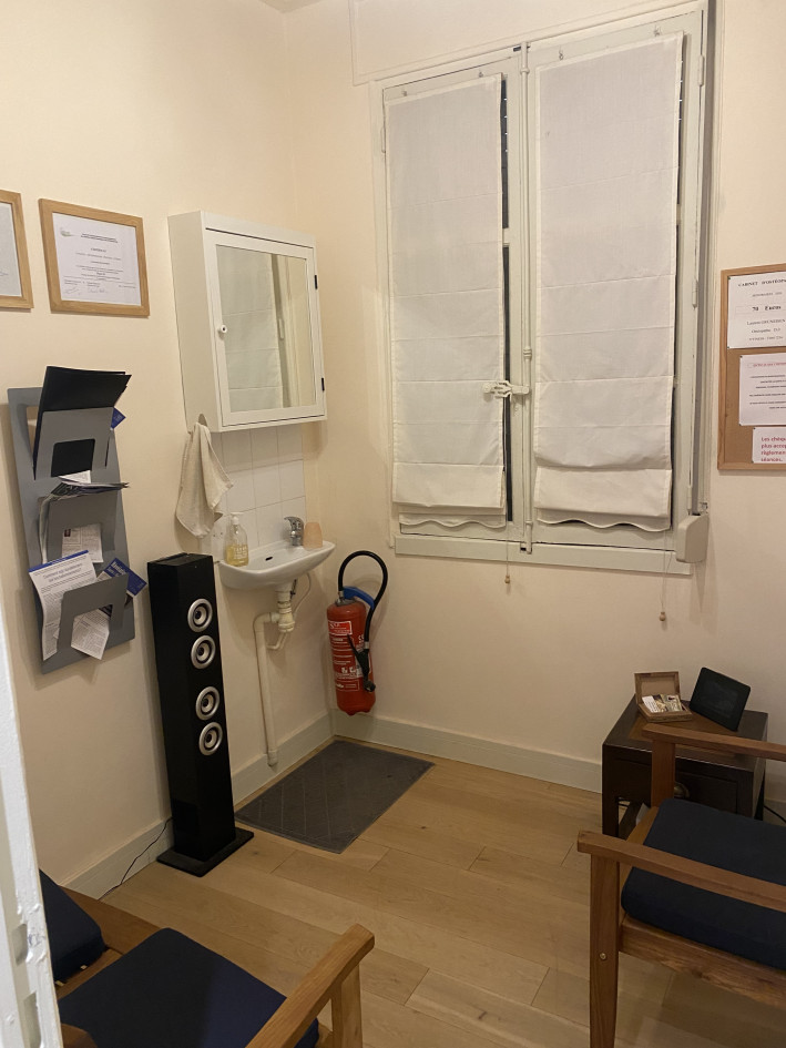Vente Murs libres cabinet médical