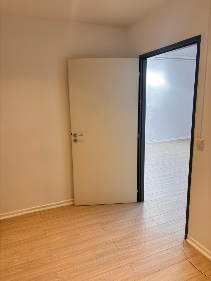 •	Local de 42 m² pour profession médicale