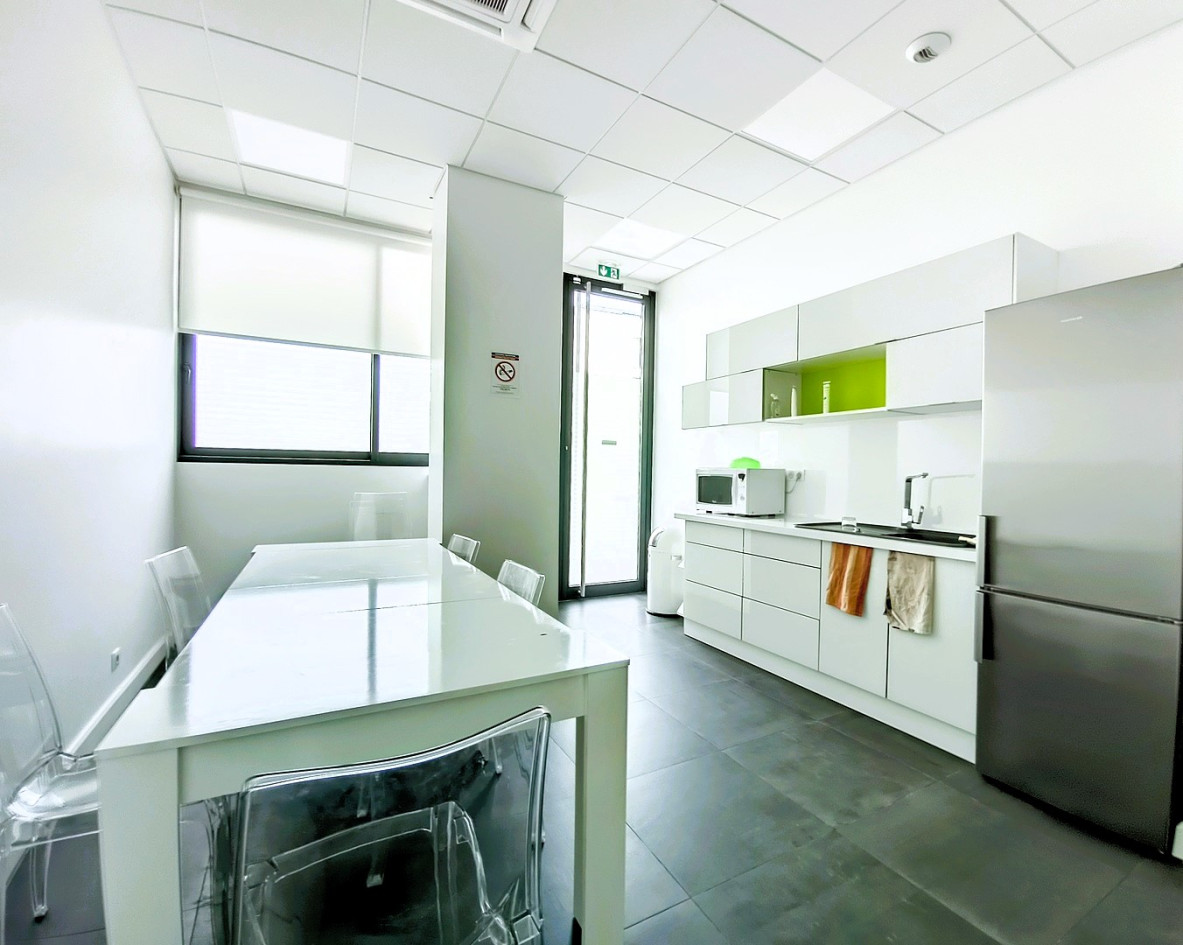 LOCAL D'ACTIVITES 530 M2