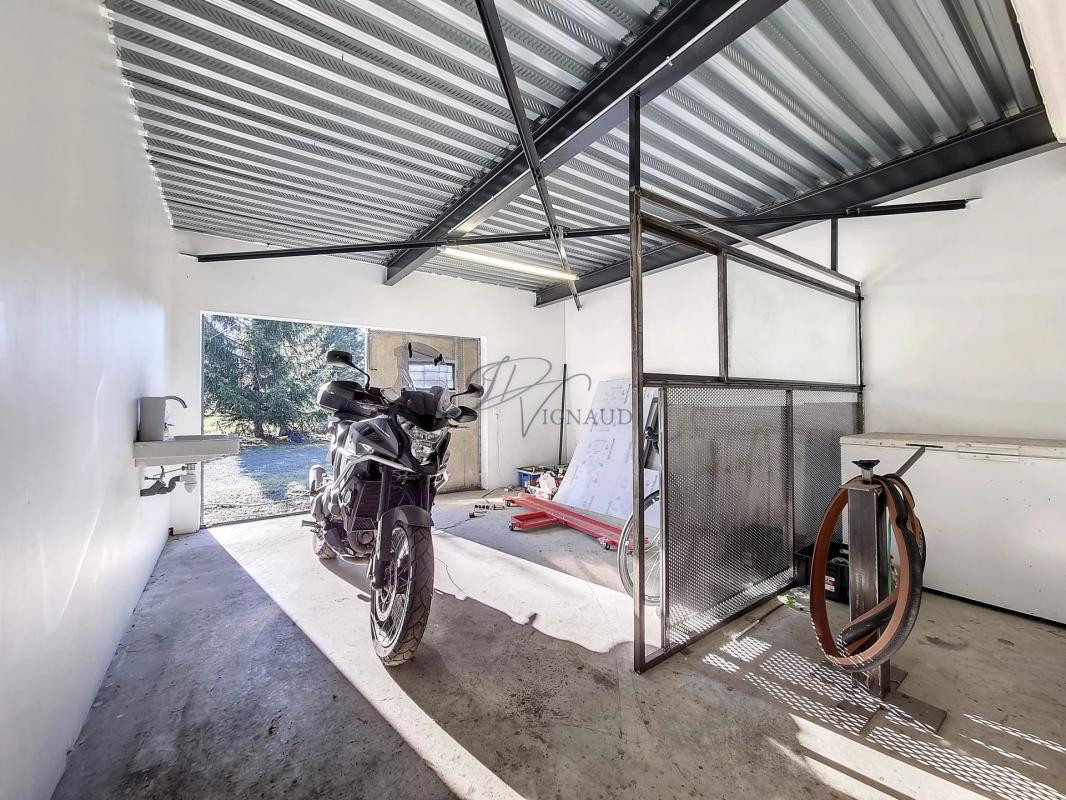 Loft et hangars sur St Georges sur Cher