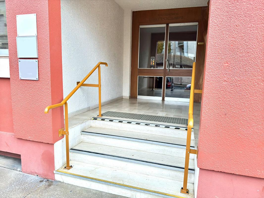 Cabinet Médical à Vendre - 53m² au coeur de Roanne
