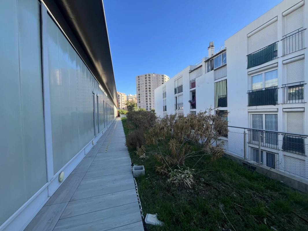 A LOUER, BUREAUX, SURFACE 167 m² ENVIRON, + 3 PARKINGS PRIVATIFS SECTEUR NICE OUEST