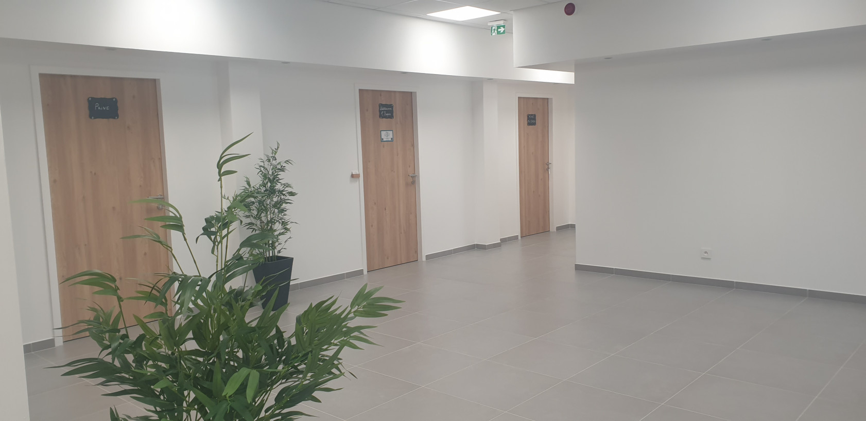 local 17m² au sein d'une maison medicale neuve de 5 locaux tout confort