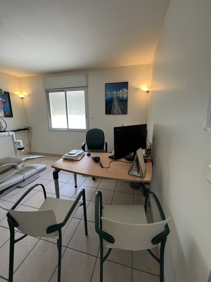 LOCAL MEDICAL & PARAMEDICAL - 90m2 -  MONTFERRIER SUR LEZ
