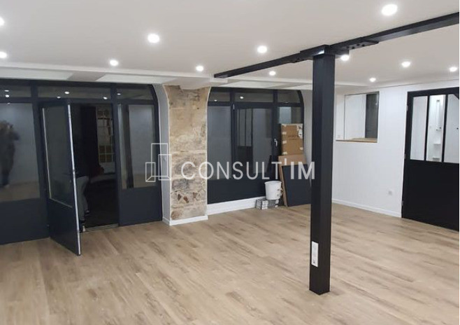 En plein cœur du quartier Montorgueil, duplex à louer