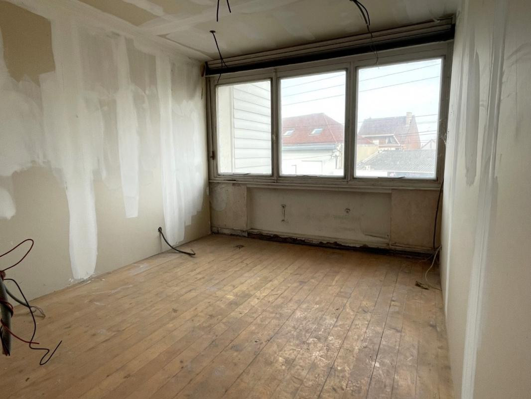 Immeuble de 200 m² à rénover sur Noeux les Mines