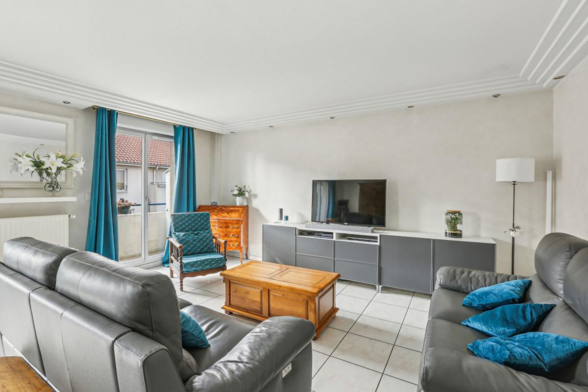 local porfessionnel Villeurbanne 5 pièce(s) 140 m2