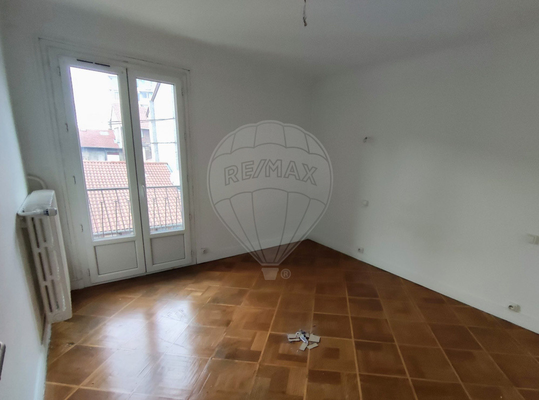 Immeuble 6 chambre(s) à vendre