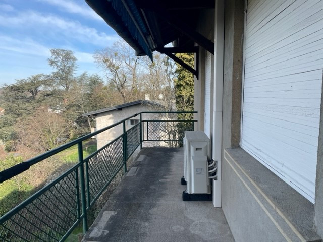 centre de CHARBONNIERES LES BAINS - REZ DE JARDIN TYPE 2