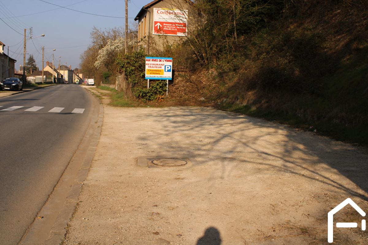 RARE IMMEUBLE DE RAPPORT 600M² AU BORD DE L'YONNE