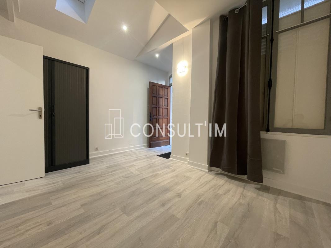 Bureau à vendre - Avenue de Lowendal - 28m²