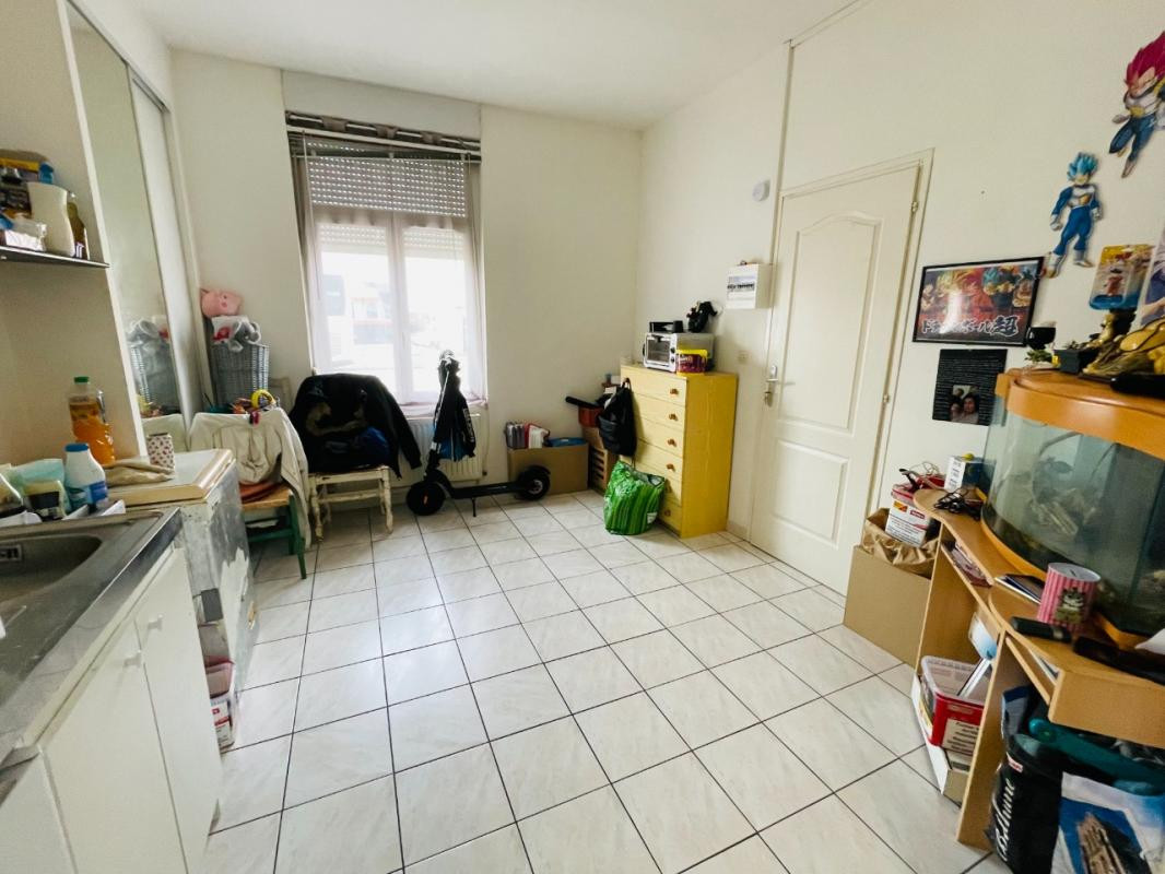 Immeuble : 1 studio et 4 chambres en meublé - BETHUNE