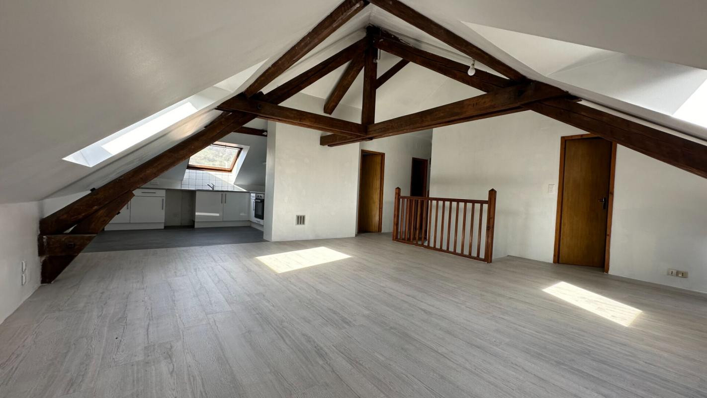 Immeuble de rapport Sainte Suzanne 10 pièces 385 m2