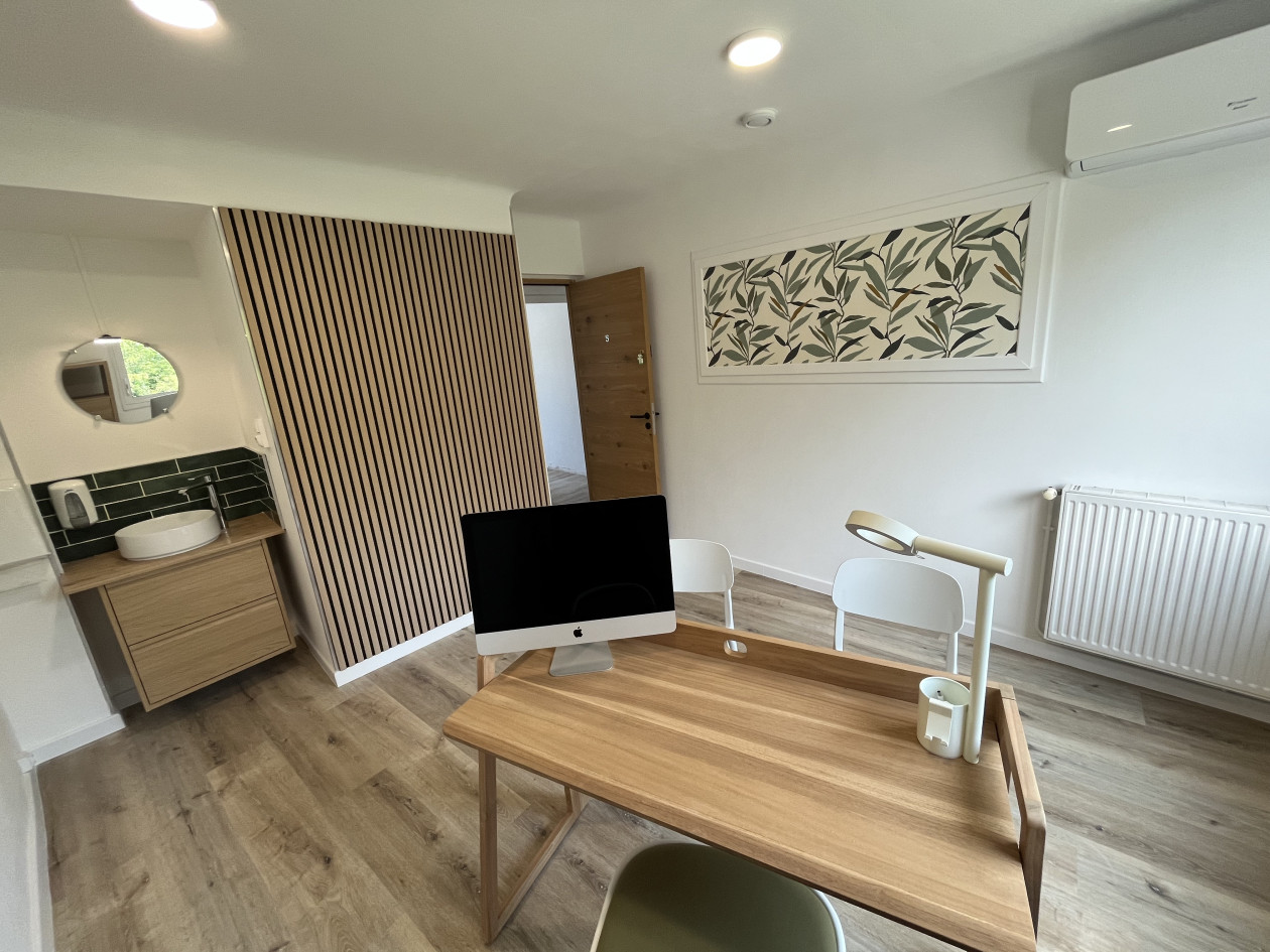 bureau disponible de suite