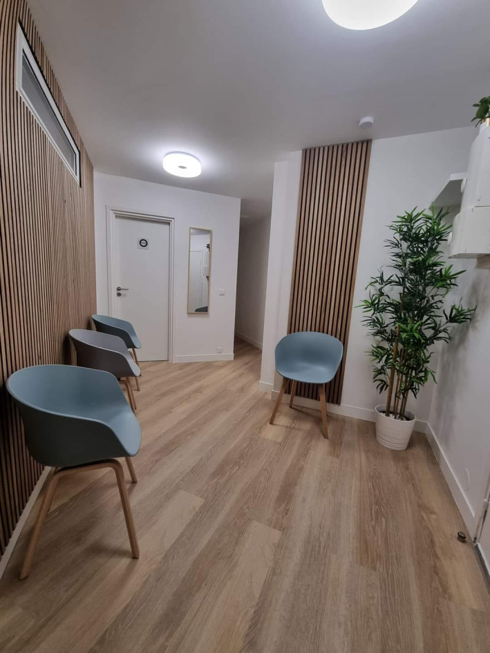 Cabinet 13 m2 à louer Verneuil/seine 78480