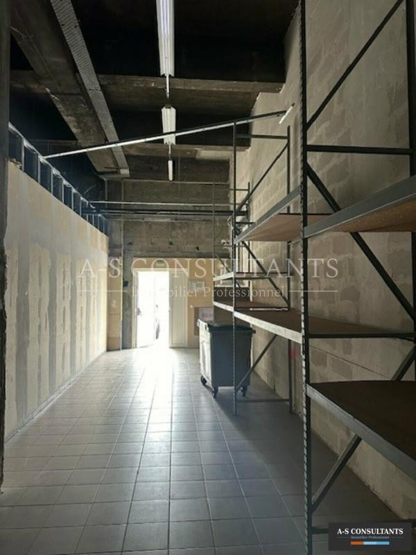 LOCAL COMMERCIAL-PROFESSIONNEL A LOUER