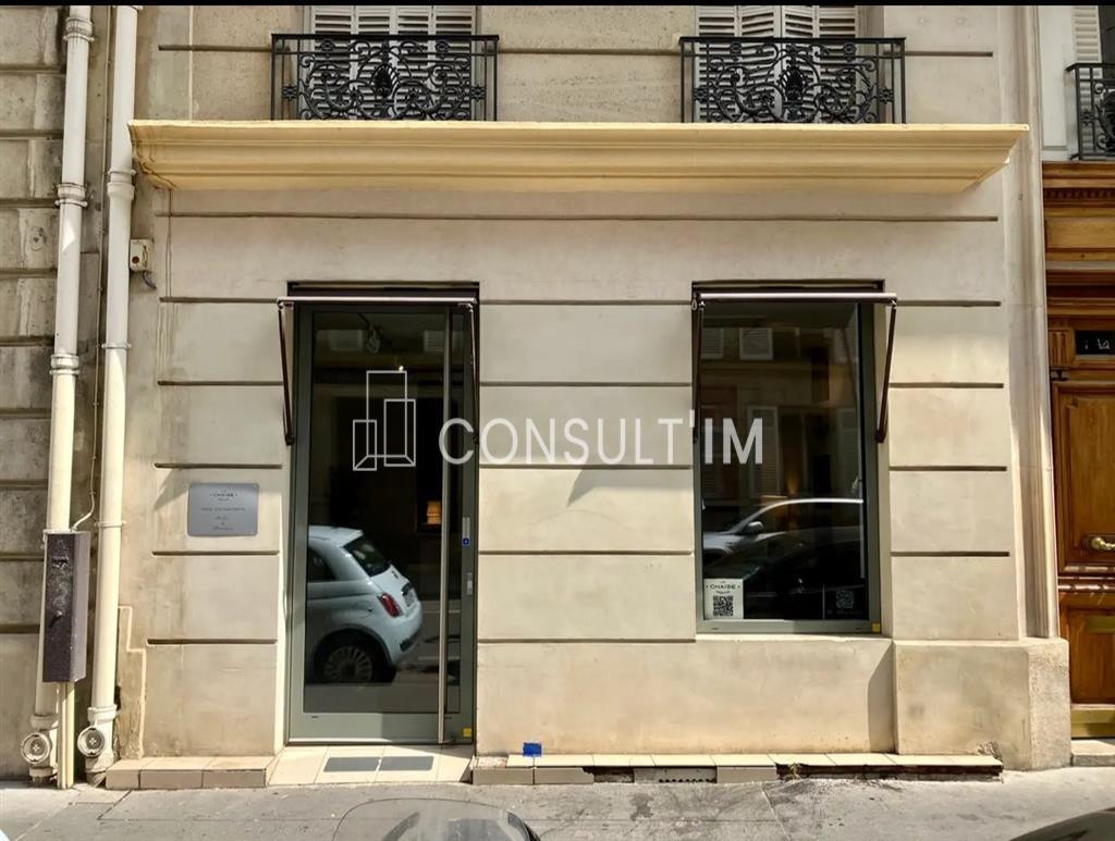 Bureau à louer idéalement situé rue Chaptal, à proximité des métros