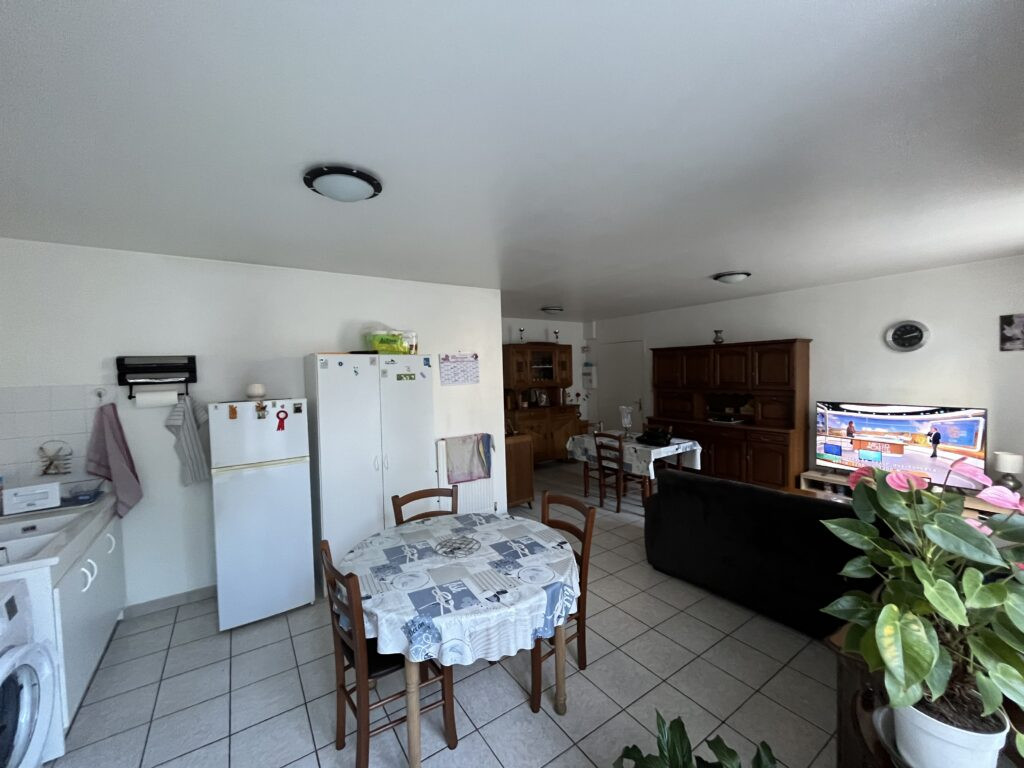 A vendre Immeuble  Bourg-de-Péage 26300