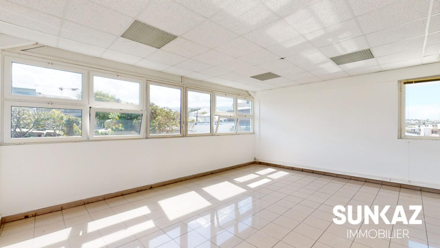 Local commercial Saint Pierre 345m2