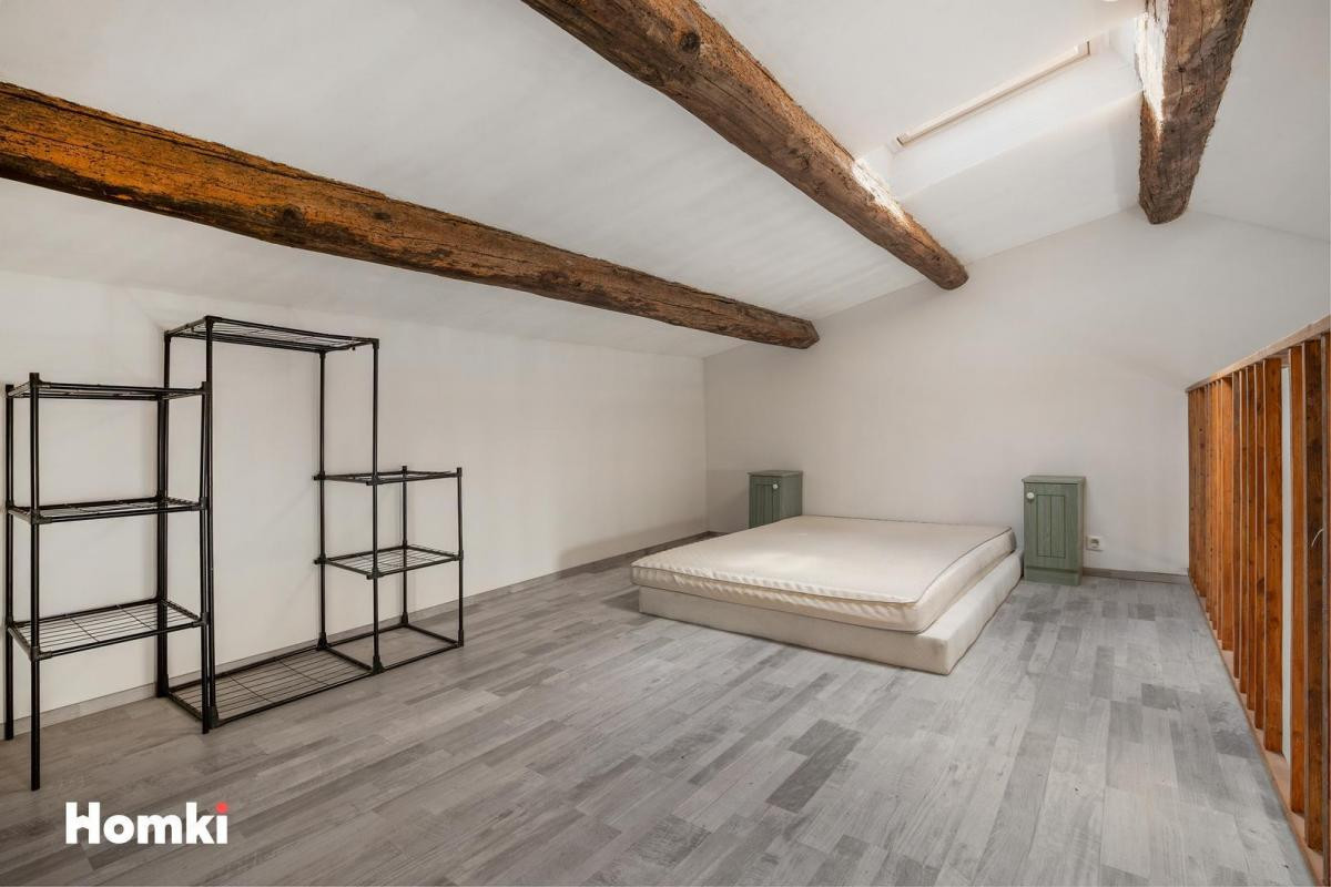IMMEUBLE 247M²