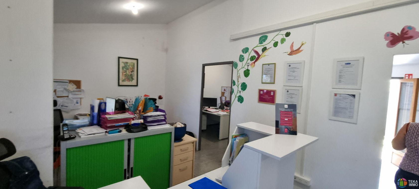A LOUER LOCAL DE 85 M² AVEC TERRAIN DE 300M² ST PIERRE (JOLIFOND)
