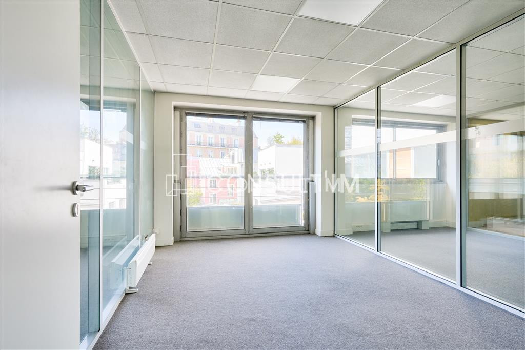 A proximité du métro Boulogne Jean Jaurès, à louer, bureaux de 357m²
