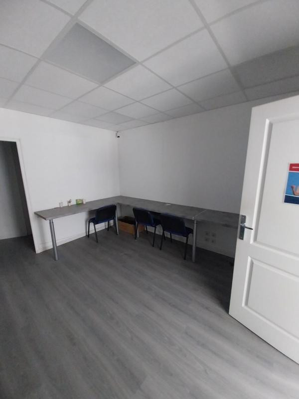 Local professionnel  34m² BOURGES