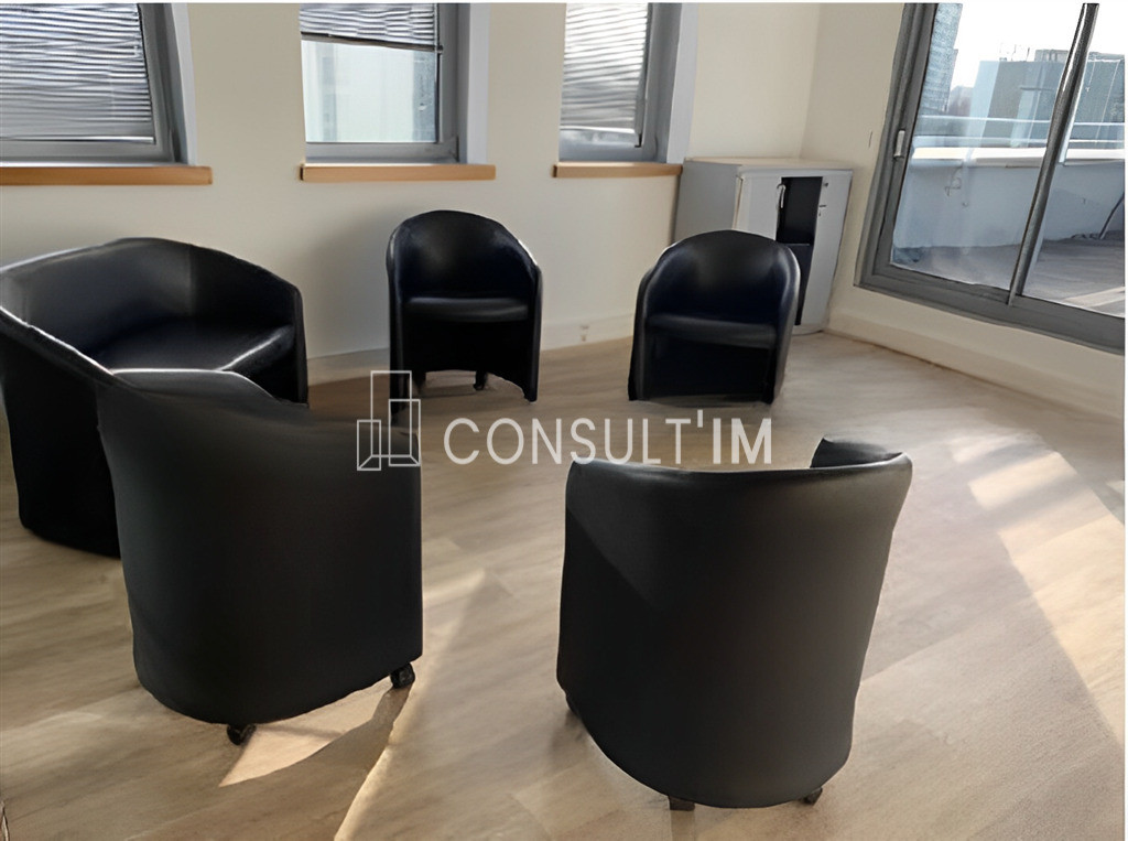 Bureaux à louer dans la tour Clemenceau à Nanterre