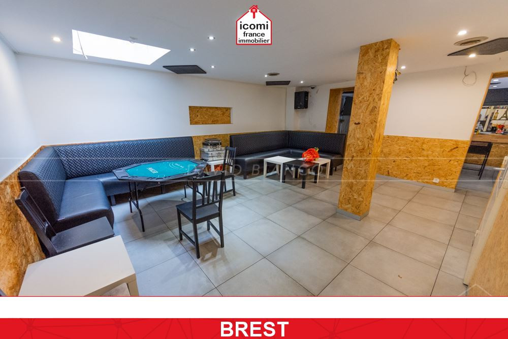 Brest - A VENDRE - FOND DE COMMERCE 86M² - BAR LICENCE IV - EN ACTIVITE AVEC CLIENTELE - CENTRE VILLE - PROCHE TRAM